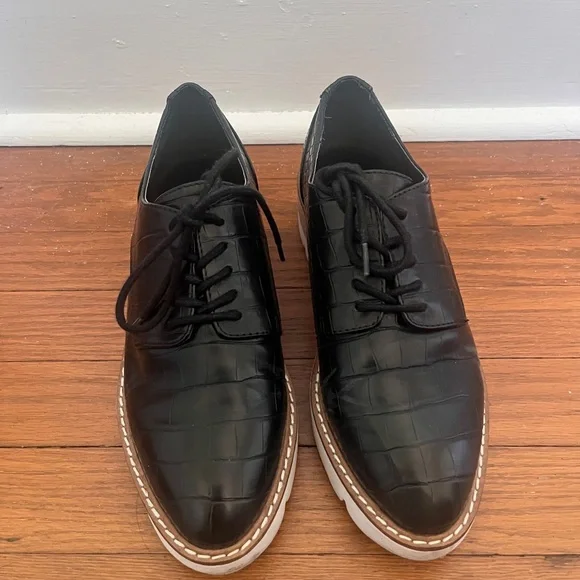 Black Faux Leather Crocodile Brogues - Picture 3 of 5